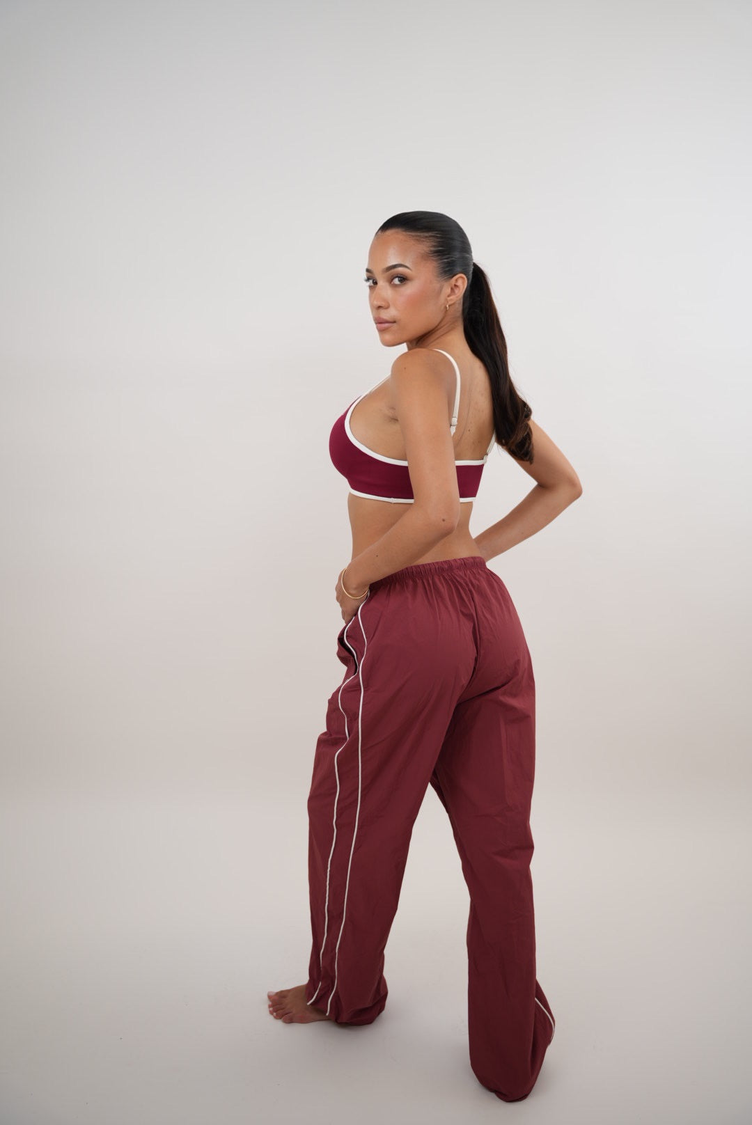 COMFORTABLE RELAXED FIT NYLON PANTS