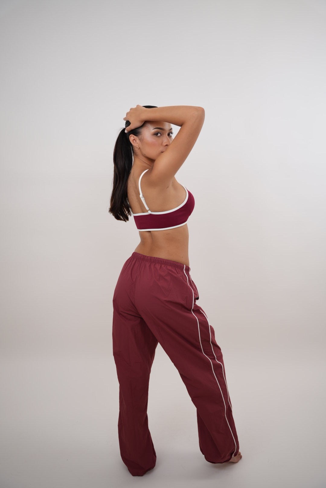COMFORTABLE RELAXED FIT NYLON PANTS